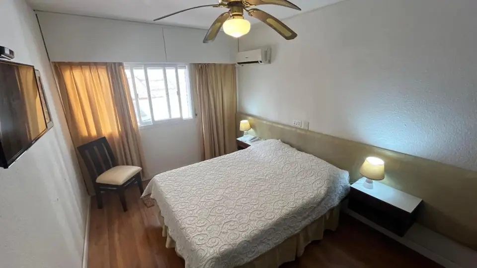 Стандартный двухместный номер с 1 кроватью отеля Hotel Shelton